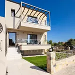 Vlashi 3* يميناريا