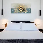 Vlashi 3* يميناريا