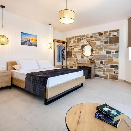 Vlashi Aparthotel