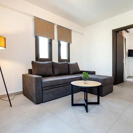 Vlashi Aparthotel