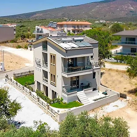 Vlashi 3* يميناريا